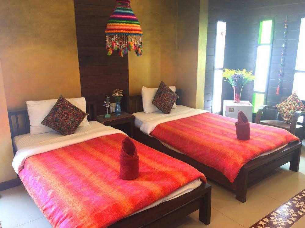 Soi One Boutique Bedrooms Paj Kültér fotó